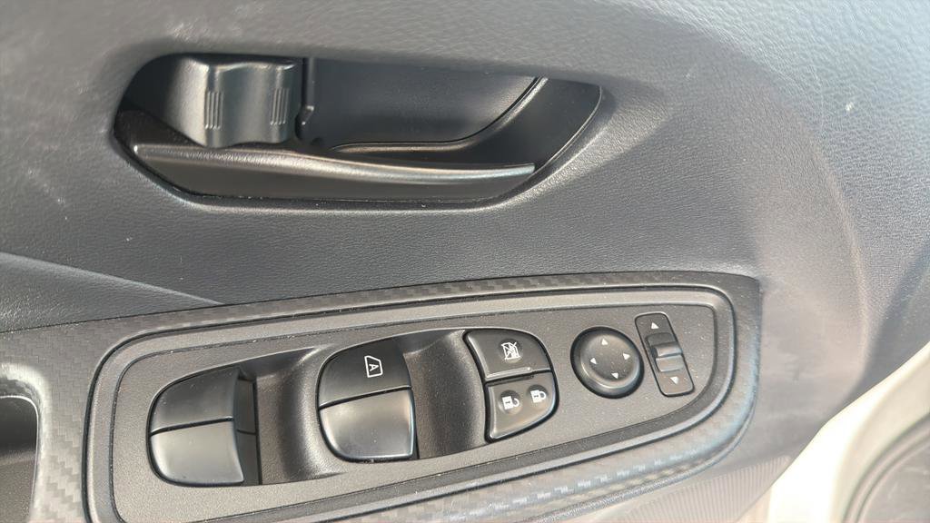 Certified 2025 Nissan Versa S w/ S Plus Package FWD image 17