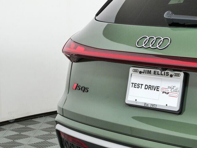 New 2026 Audi SQ5 Prestige AWD/4WD image 38