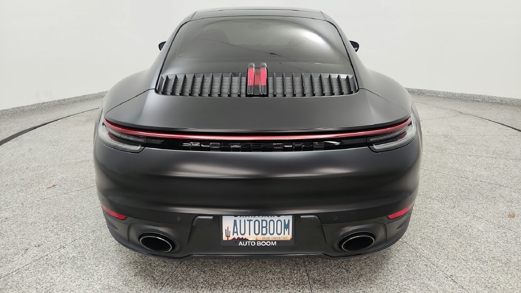 Used 2020 Porsche 911 Carrera RWD image 18