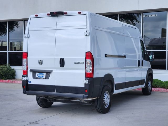 Used 2025 RAM ProMaster 2500 w/ Convenience Group image 7