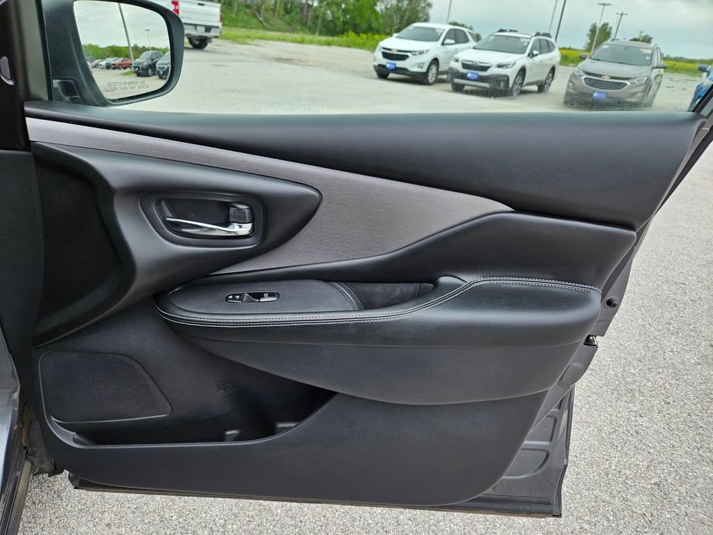 Used 2022 Nissan Murano S AWD/4WD image 31