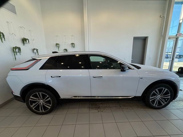 New 2026 Cadillac Lyriq Premium Luxury image 35