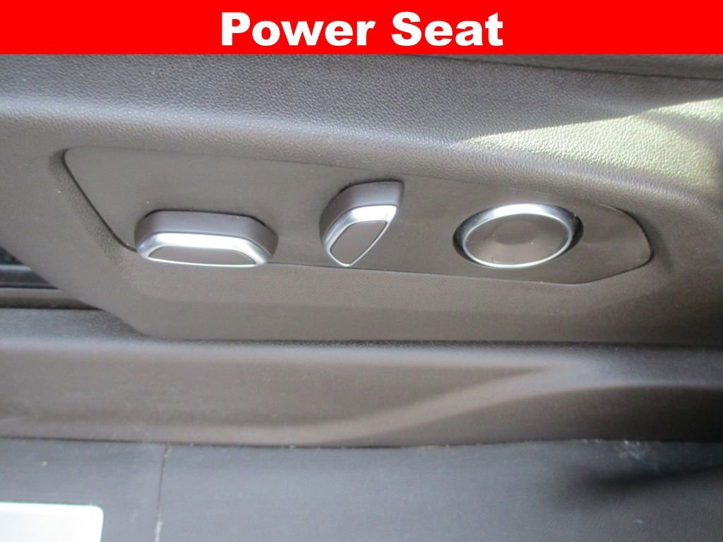 Used 2023 GMC Yukon XL Denali image 30