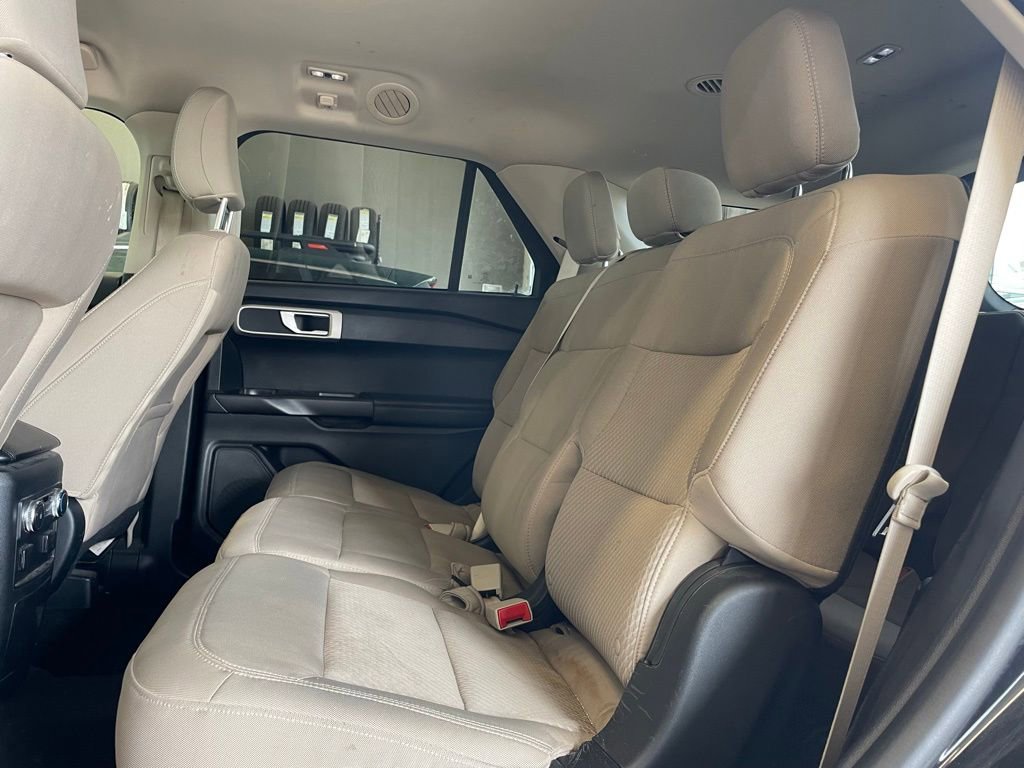 Used 2021 Ford Explorer 2WD image 13