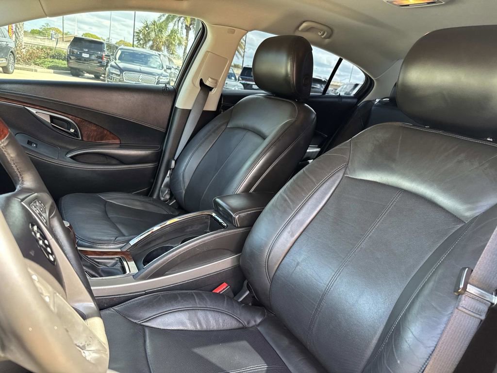 Used 2011 Buick LaCrosse CXL w/ Luxury Package image 18