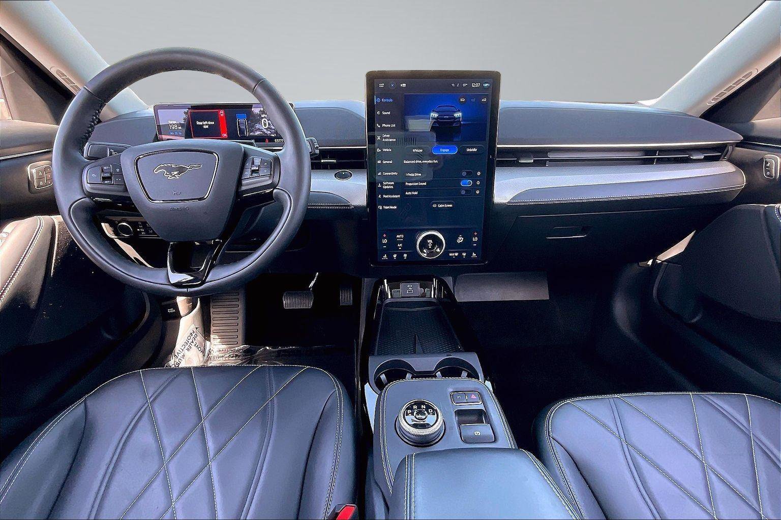 Used 2022 Ford Mustang Mach-E Select w/ Comfort/Technology Package RWD image 17