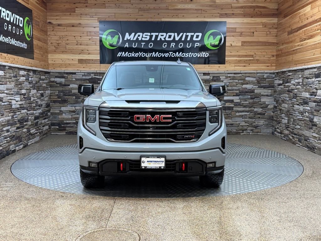 Used 2024 GMC Sierra 1500 AT4 w/ Technology Package image 3