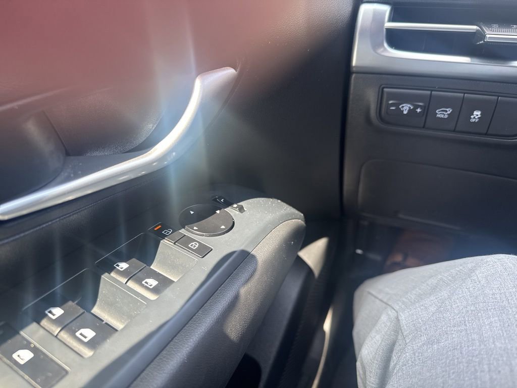 Used 2025 Hyundai Tucson SEL image 16