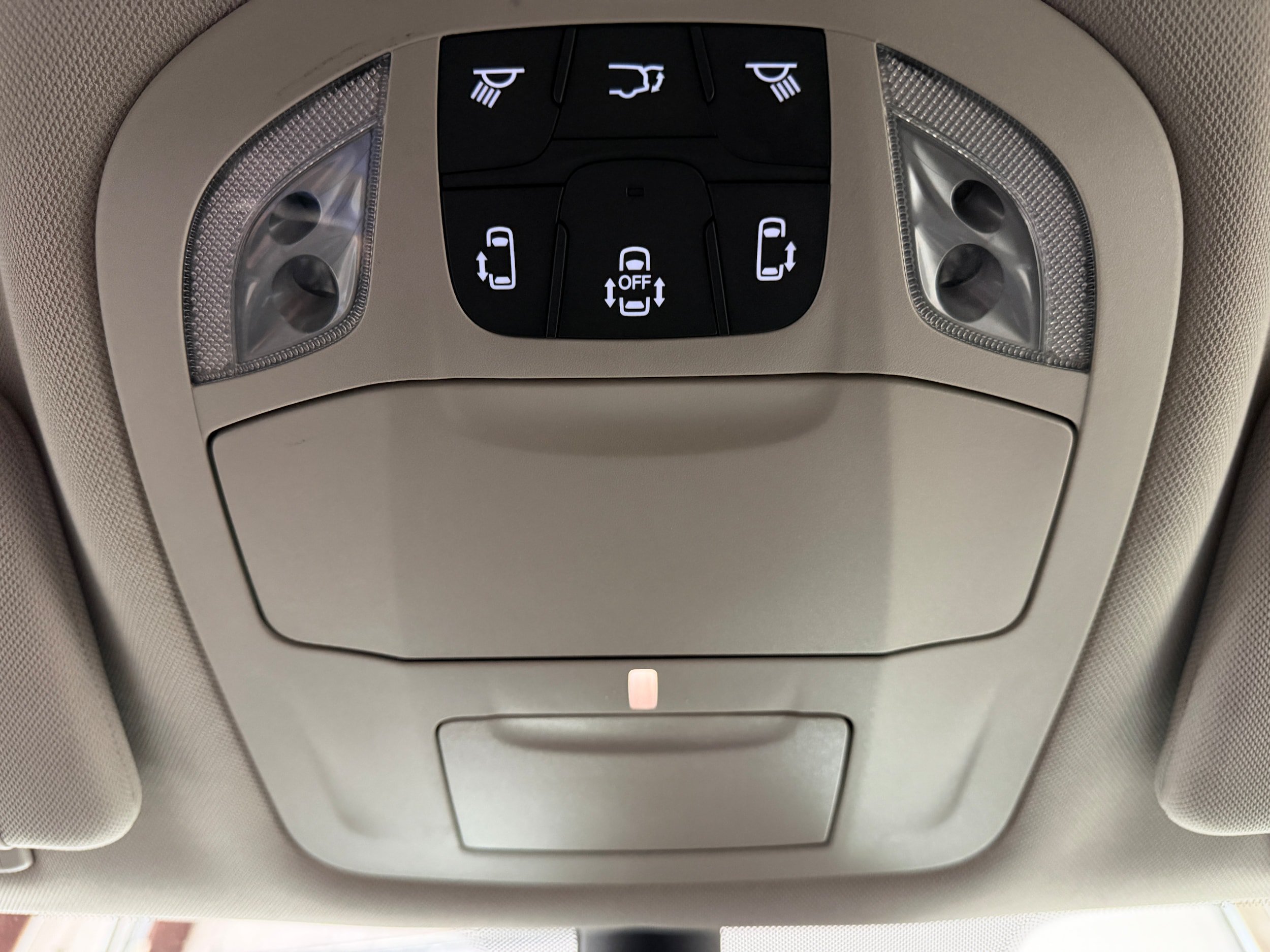 Used 2024 Chrysler Pacifica Touring-L FWD image 24