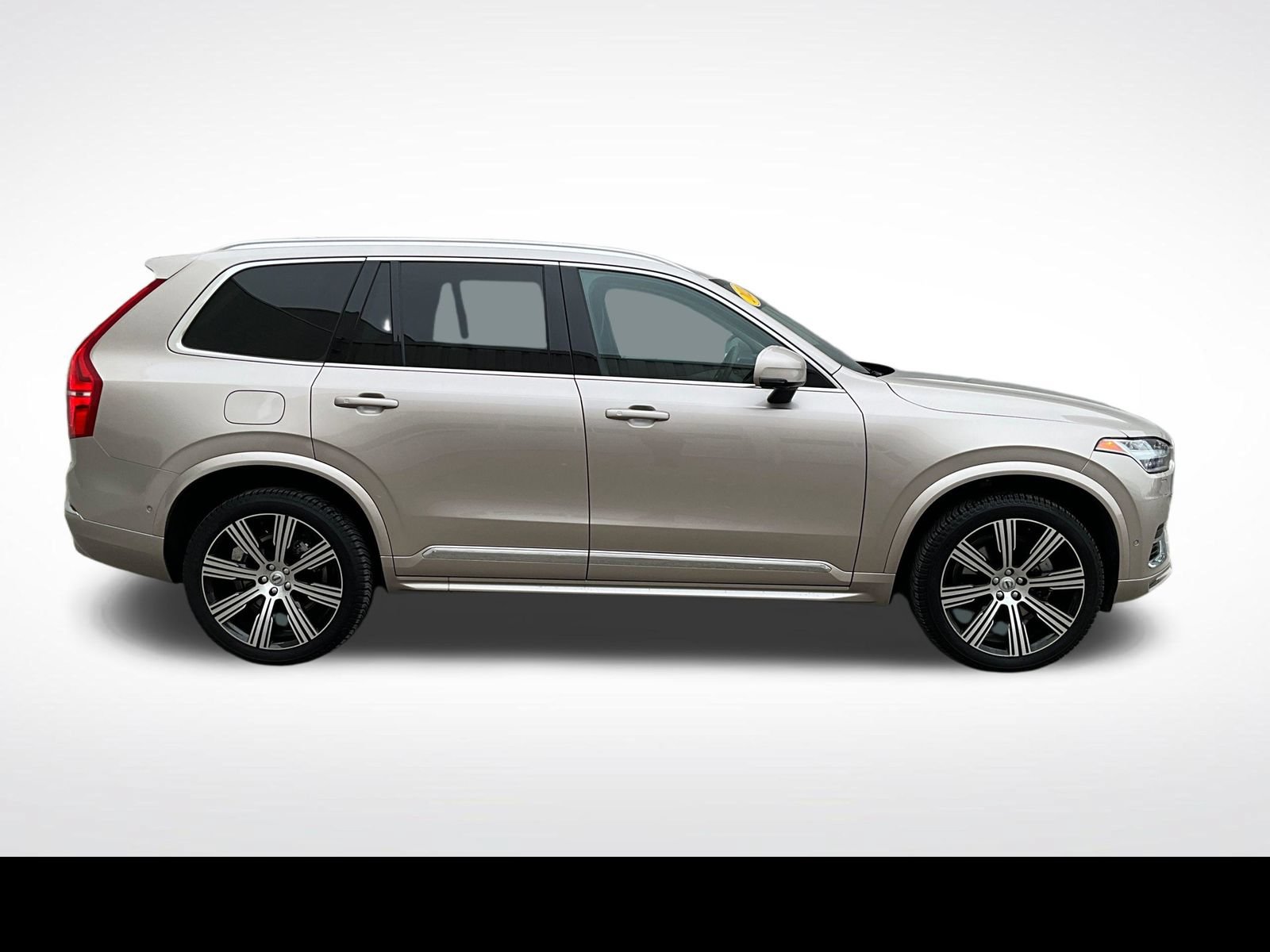 Certified 2023 Volvo XC90 B6 Ultimate w/ Protection Package Premier AWD/4WD image 21