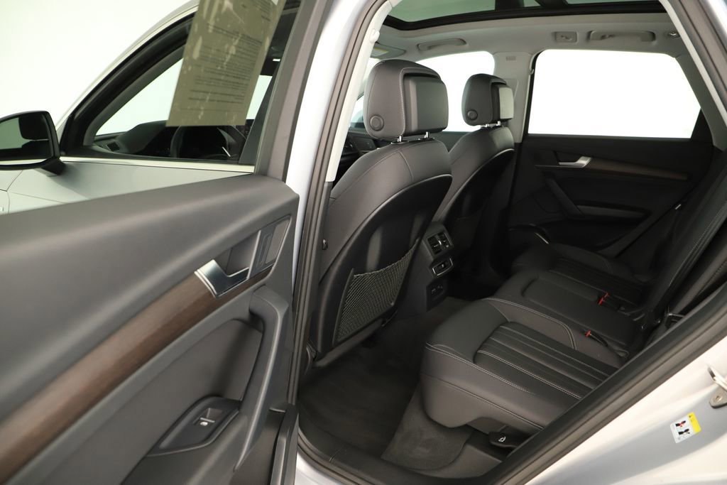 Certified 2023 Audi Q5 2.0T Premium w/ Convenience Package image 27