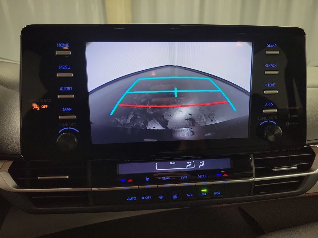 Used 2021 Toyota Sienna LE AWD/4WD image 20