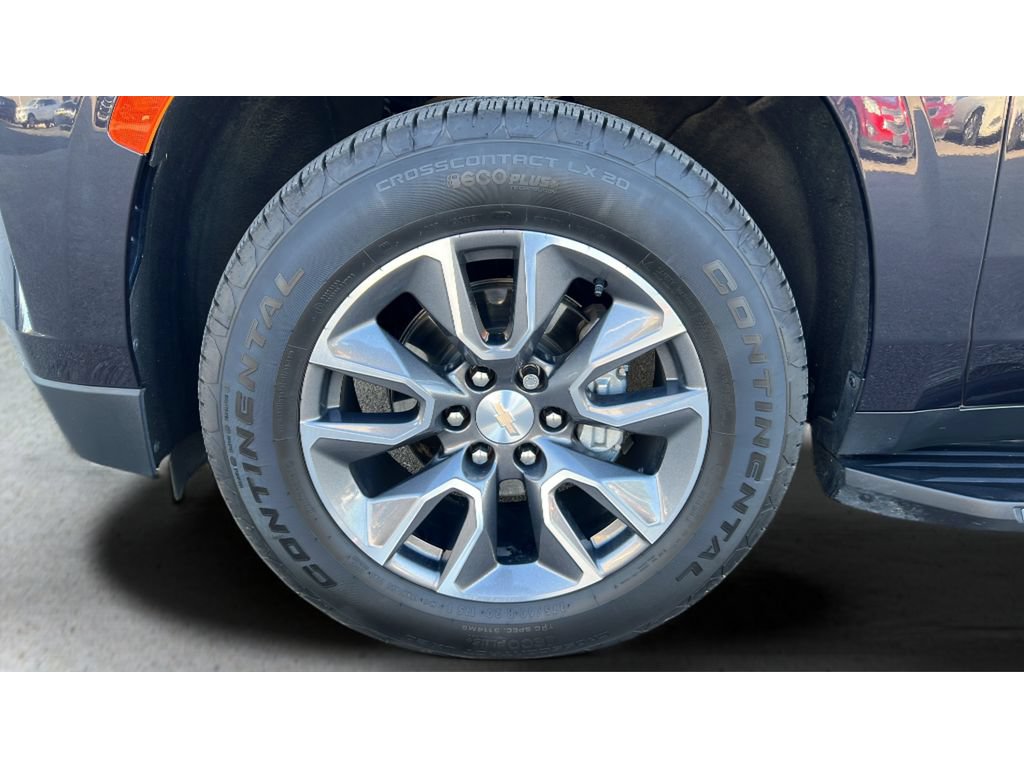Certified 2022 Chevrolet Tahoe LT w/ Luxury Package AWD/4WD image 35