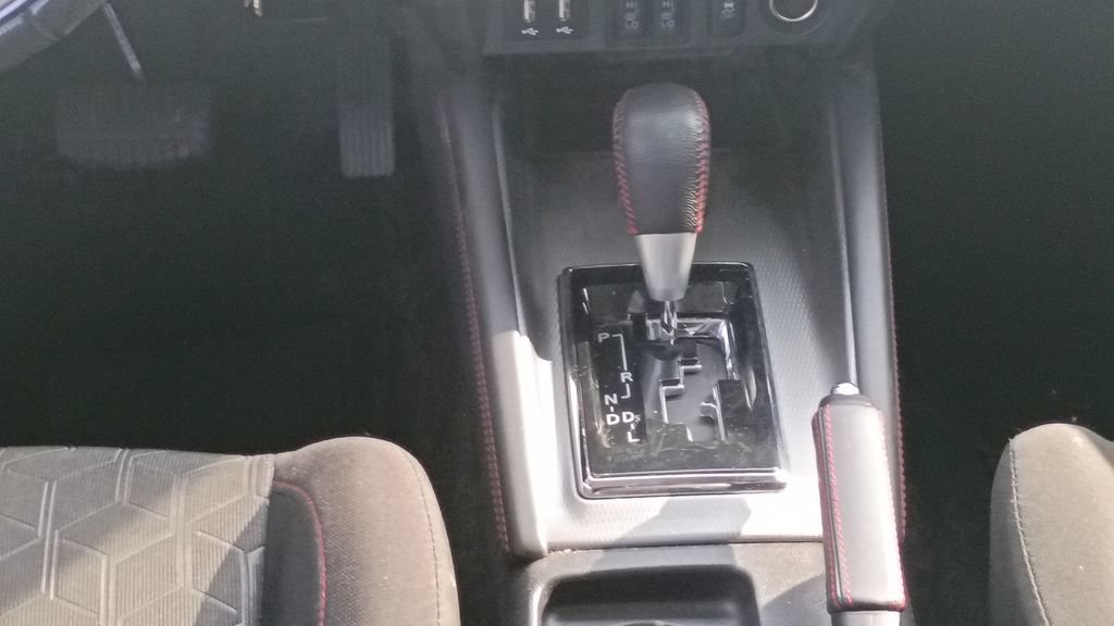 Used 2024 Mitsubishi Outlander Sport AWD image 20