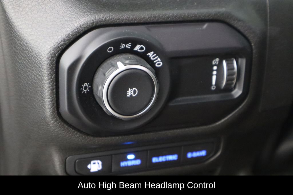 Used 2023 Jeep Wrangler Unlimited Sahara w/ Cold Weather Group image 22