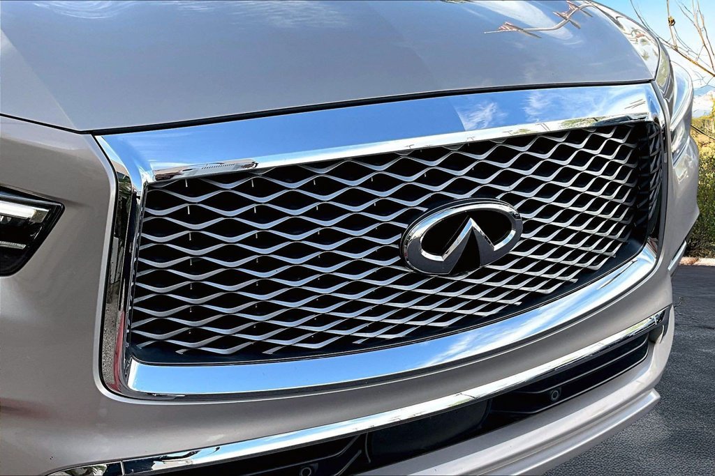 Used 2024 INFINITI QX80 Sensory w/ Cargo Package AWD/4WD image 29