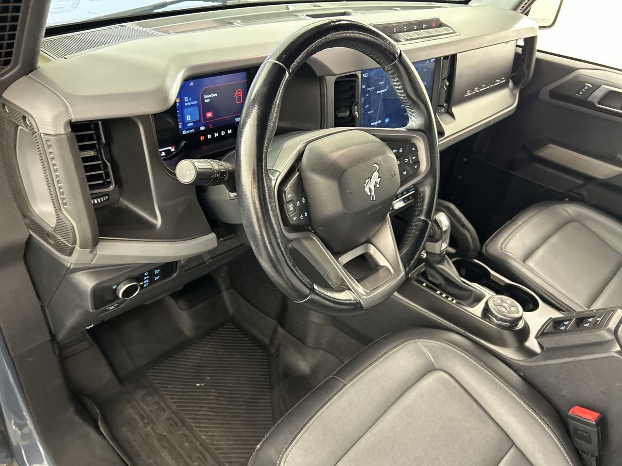 Used 2023 Ford Bronco Everglades image 11