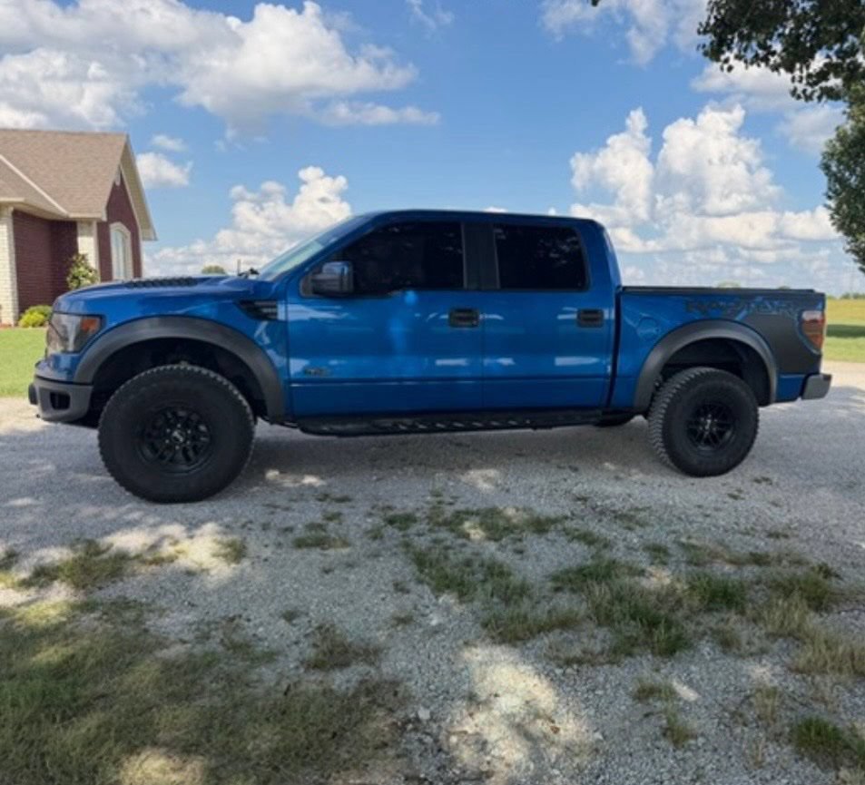 Used 2013 Ford F150 Raptor w/ Luxury Equipment Group AWD/4WD image 4