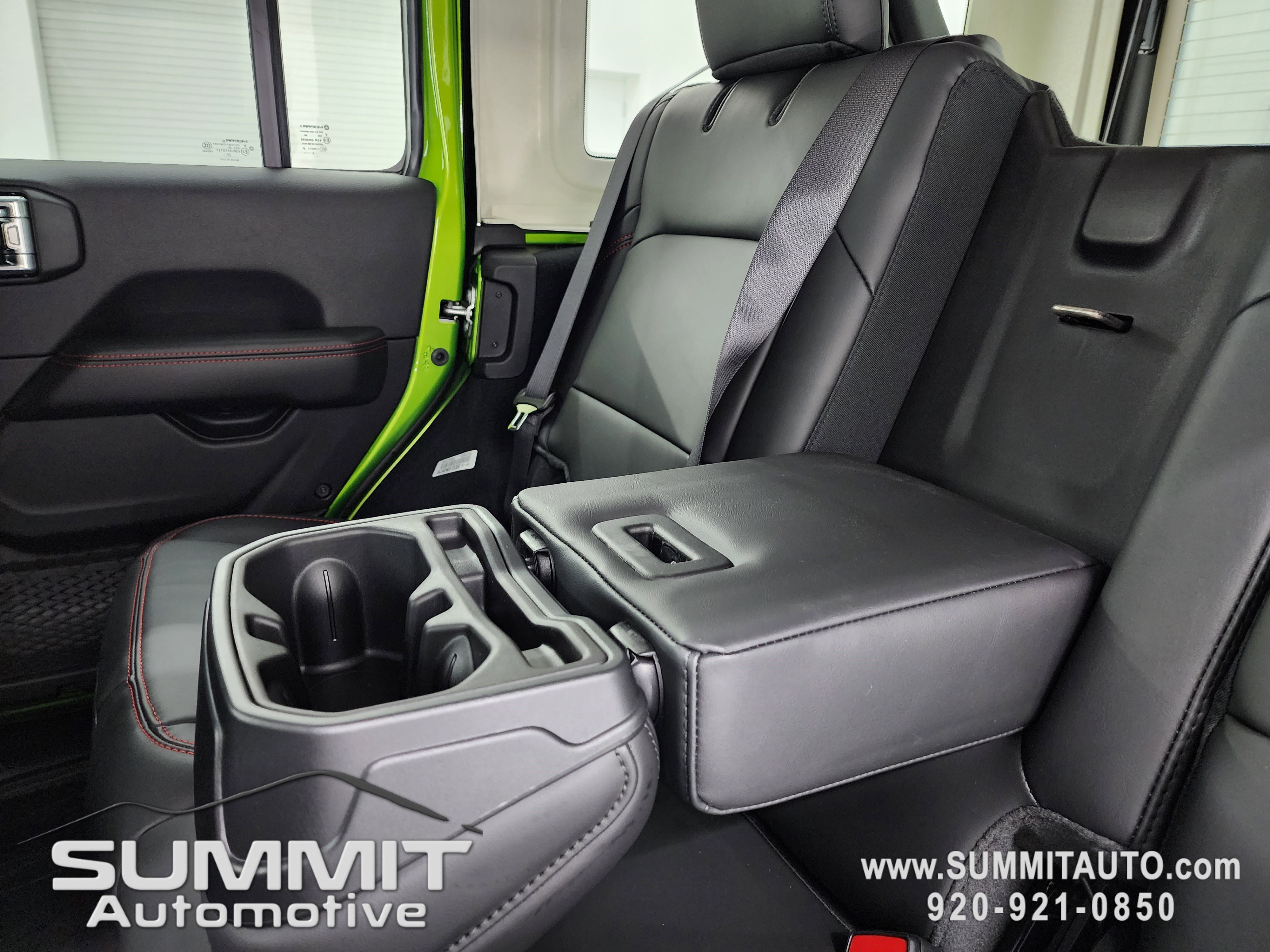 New 2026 Jeep Wrangler Unlimited Rubicon w/ Safety Group image 36