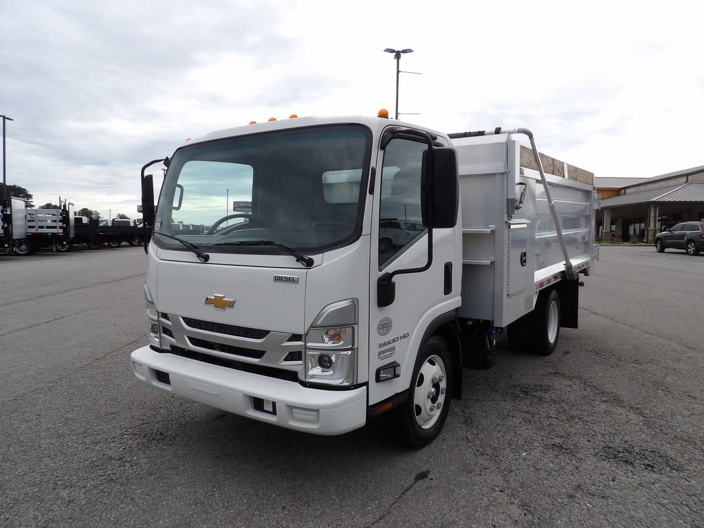 Used 2024 Chevrolet Low Cab Forward 5500HD RWD image 13