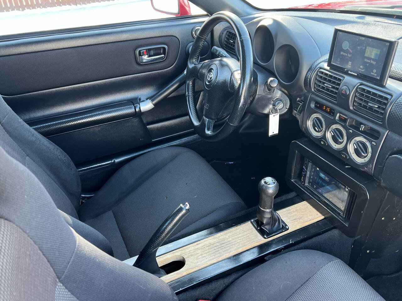 Used 2003 Toyota MR2 Base 2dr Convertible image 23