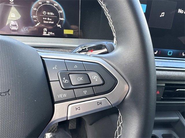 Certified 2025 Volkswagen Tiguan S image 18