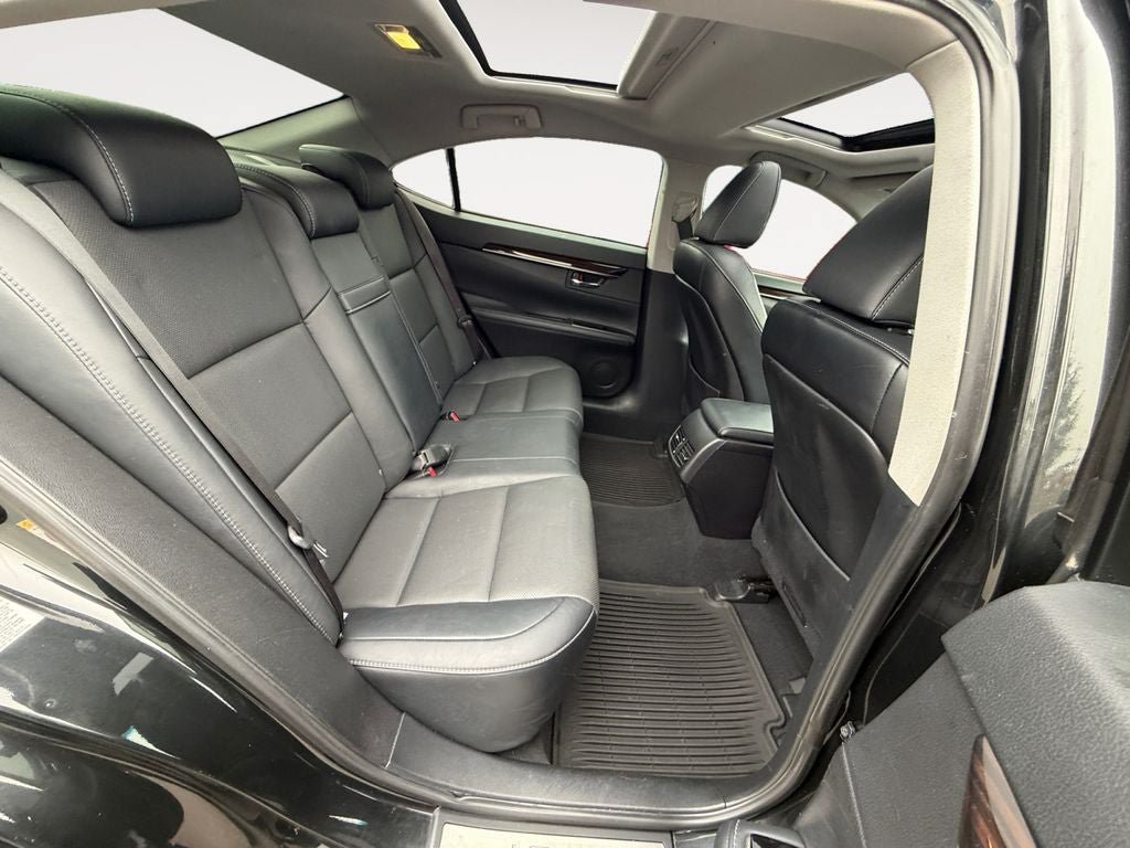 Used 2016 Lexus ES 350 w/ Navigation System Package FWD image 23
