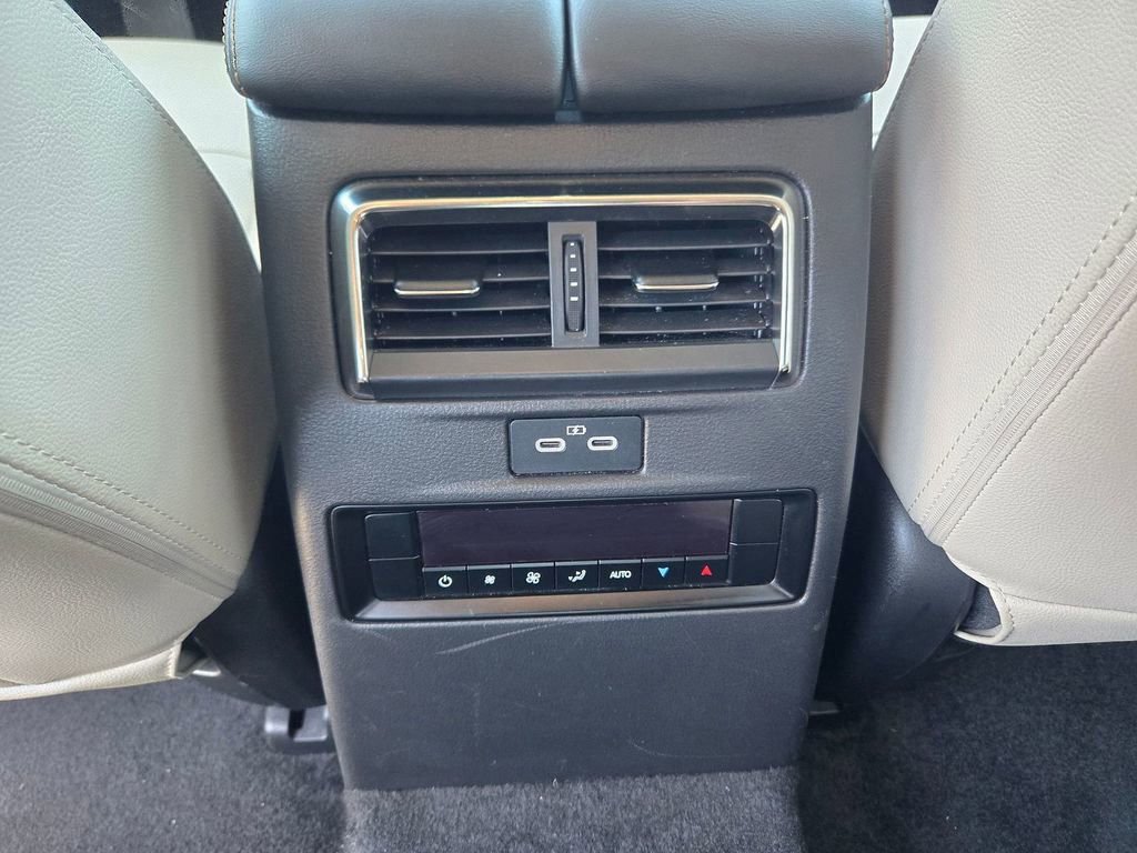 Certified 2024 MAZDA CX-90 3.3 Turbo w/ Preferred Plus AWD/4WD image 10