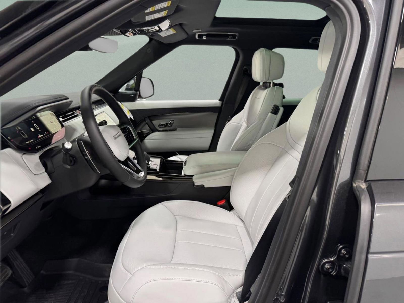 New 2026 Land Rover Range Rover Sport SE image 25