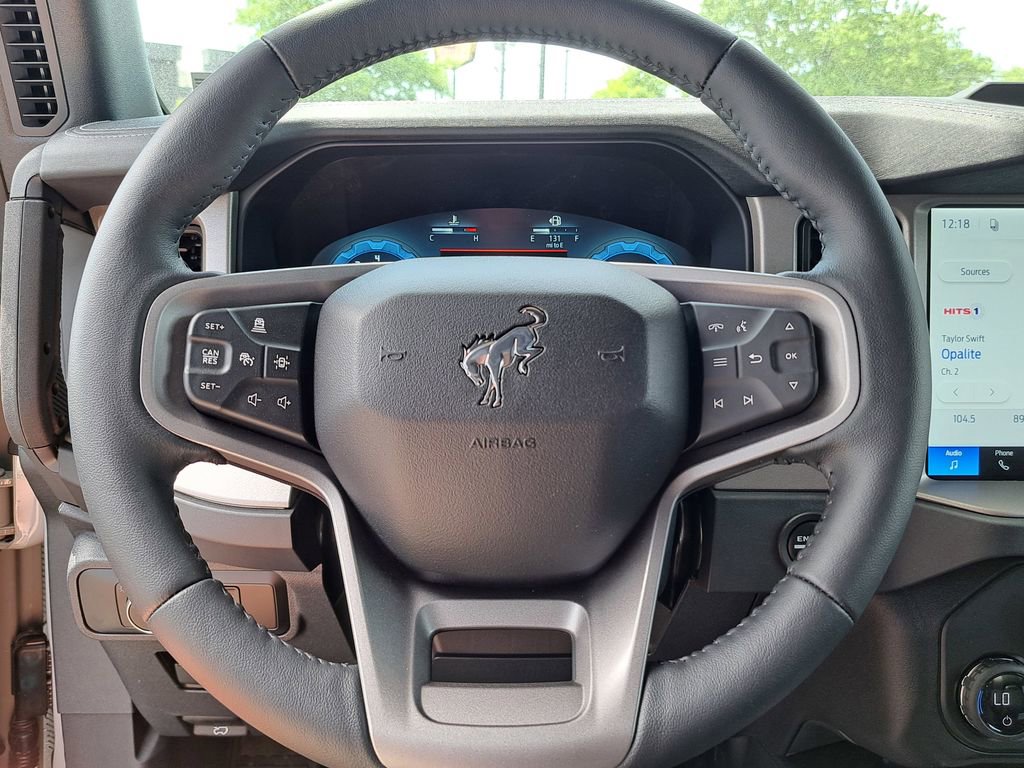 New 2026 Ford Bronco Outer Banks w/ Sasquatch Package AWD/4WD image 9