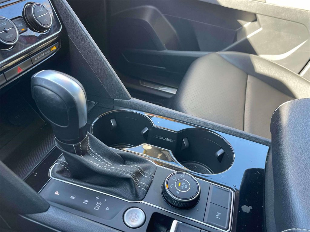 Used 2022 Volkswagen Atlas SEL image 32