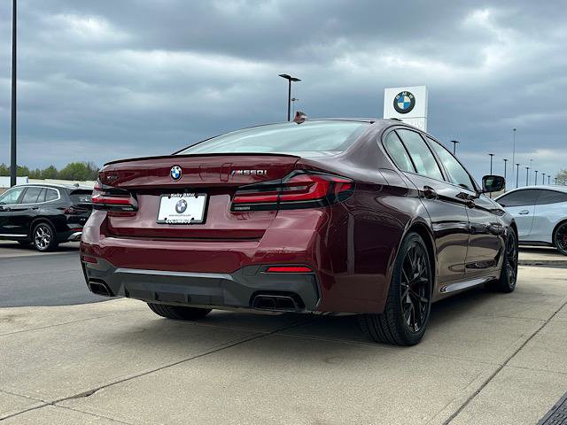 Used 2021 BMW M550i xDrive w/ Dynamic Handling Package image 8