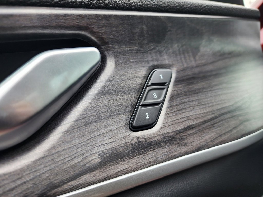 Used 2023 Jeep Grand Cherokee L Limited image 12