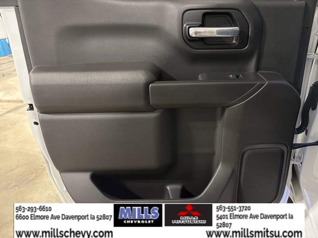 Used 2021 Chevrolet Silverado 1500 Custom image 11