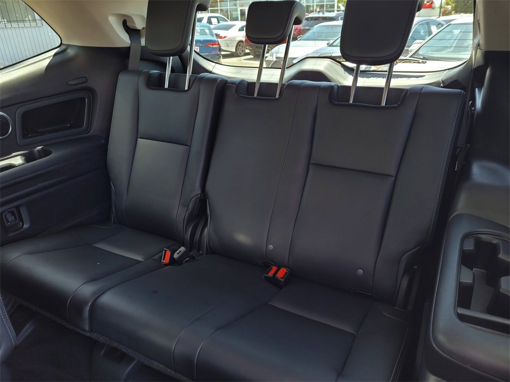 Used 2023 Subaru Ascent Limited w/ Technology Package image 16