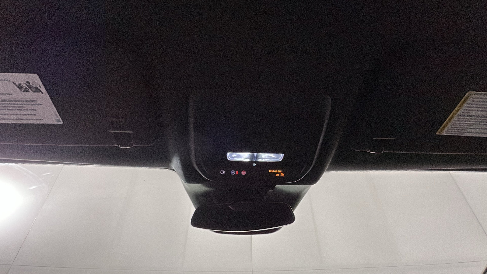 Used 2024 Chevrolet Blazer EV LT AWD/4WD image 32