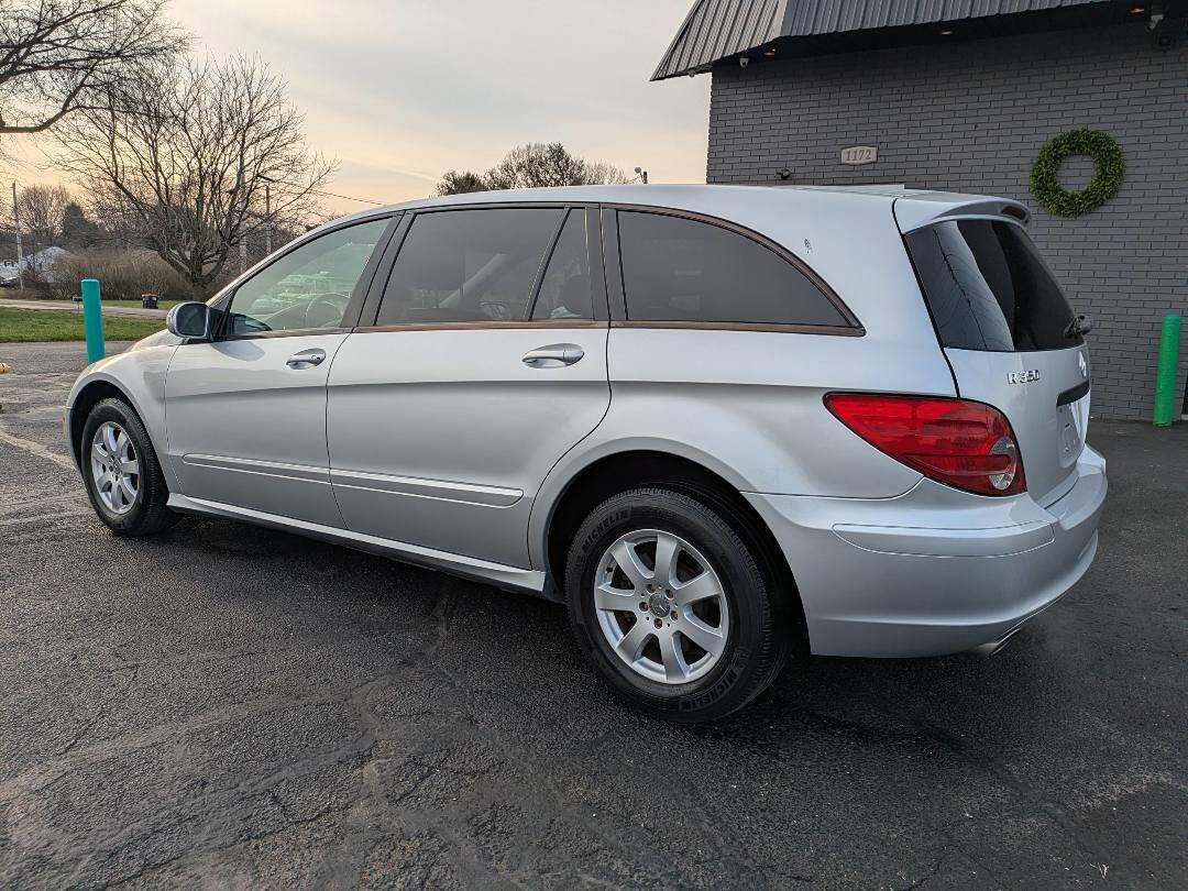 Used 2006 Mercedes-Benz R 350 R 350 AWD 4MATIC 4dr Wagon image 3