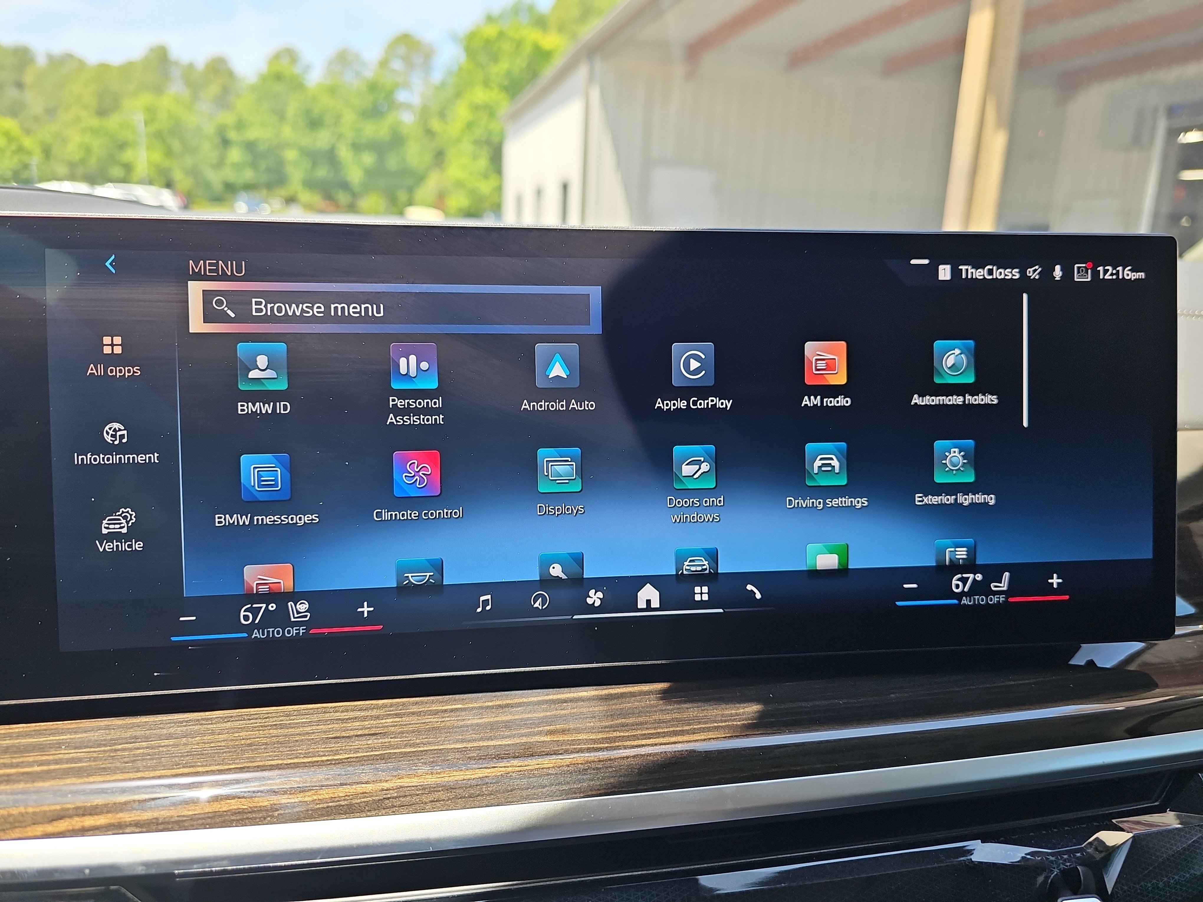 Certified 2025 BMW X7 xDrive40i w/ Premium Package AWD/4WD image 25