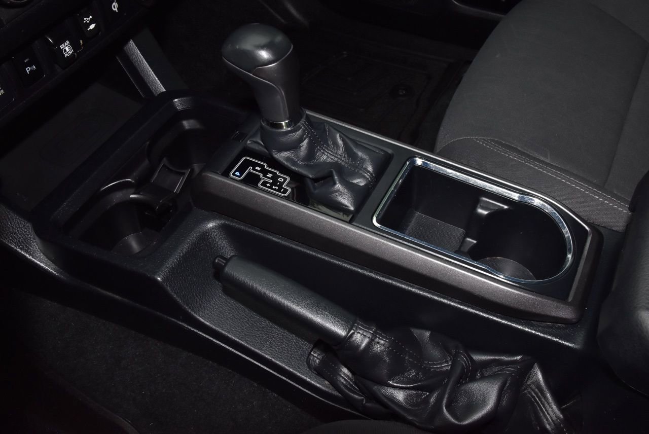 Used 2019 Toyota Tacoma TRD Sport w/ Technology Package image 29