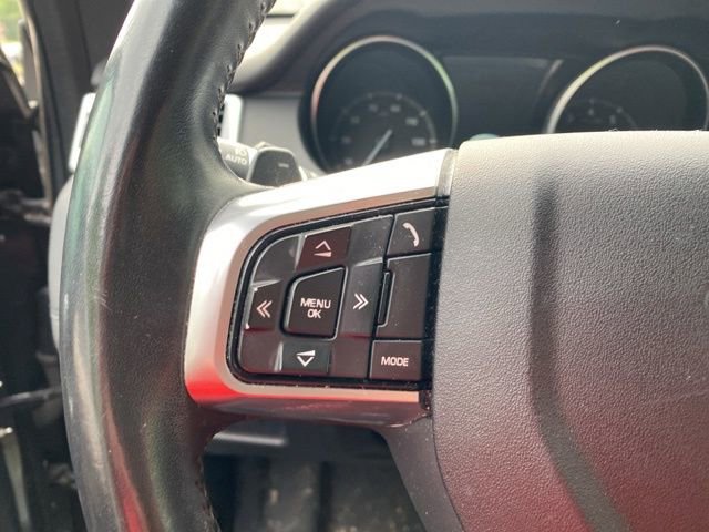 Used 2017 Land Rover Discovery Sport HSE image 18