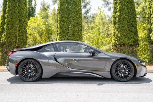 Used 2020 BMW i8 Coupe AWD/4WD image 13