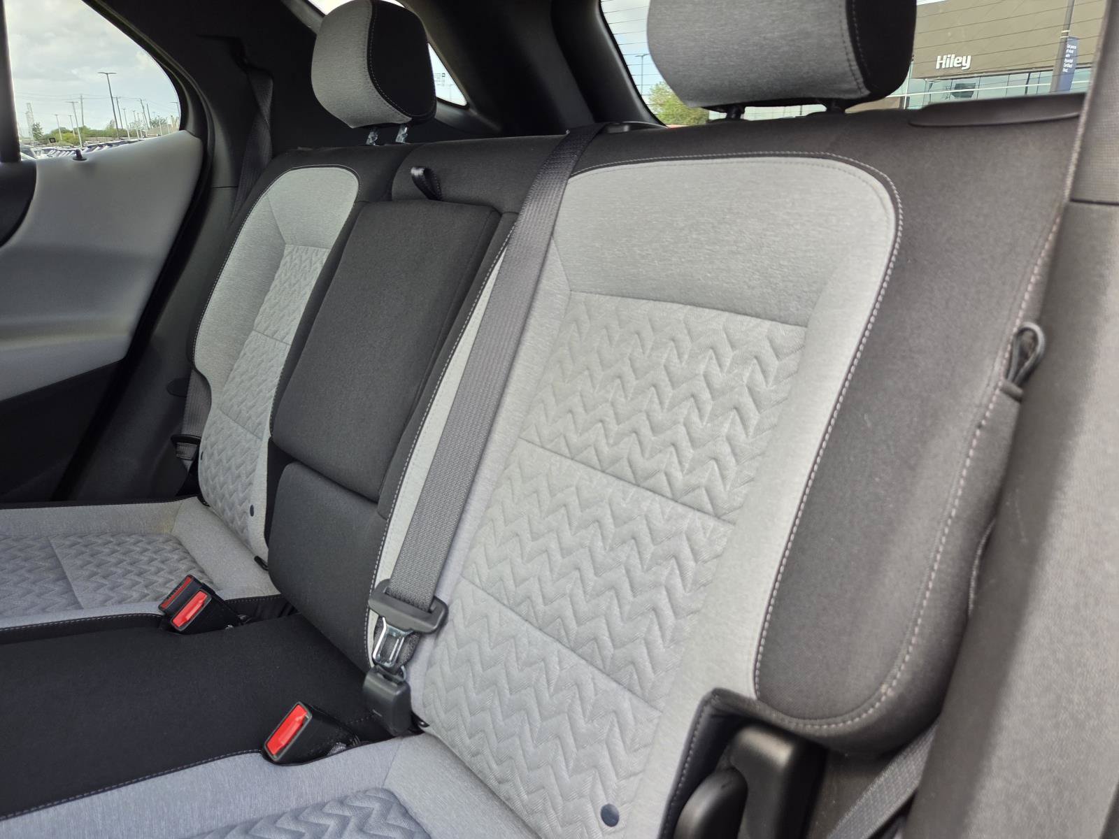 Used 2022 Chevrolet Equinox LS w/ LS Convenience Package FWD image 12