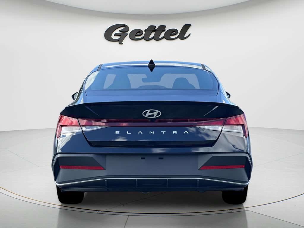 New 2026 Hyundai Elantra Sport FWD image 9