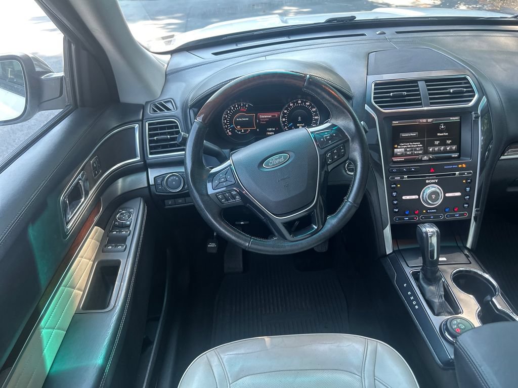 Used 2016 Ford Explorer Platinum AWD/4WD image 16