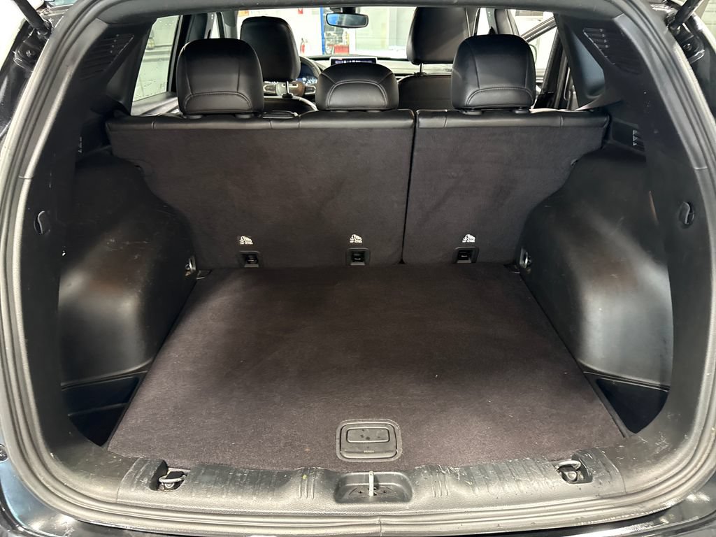 Used 2024 Jeep Compass Latitude AWD/4WD image 39