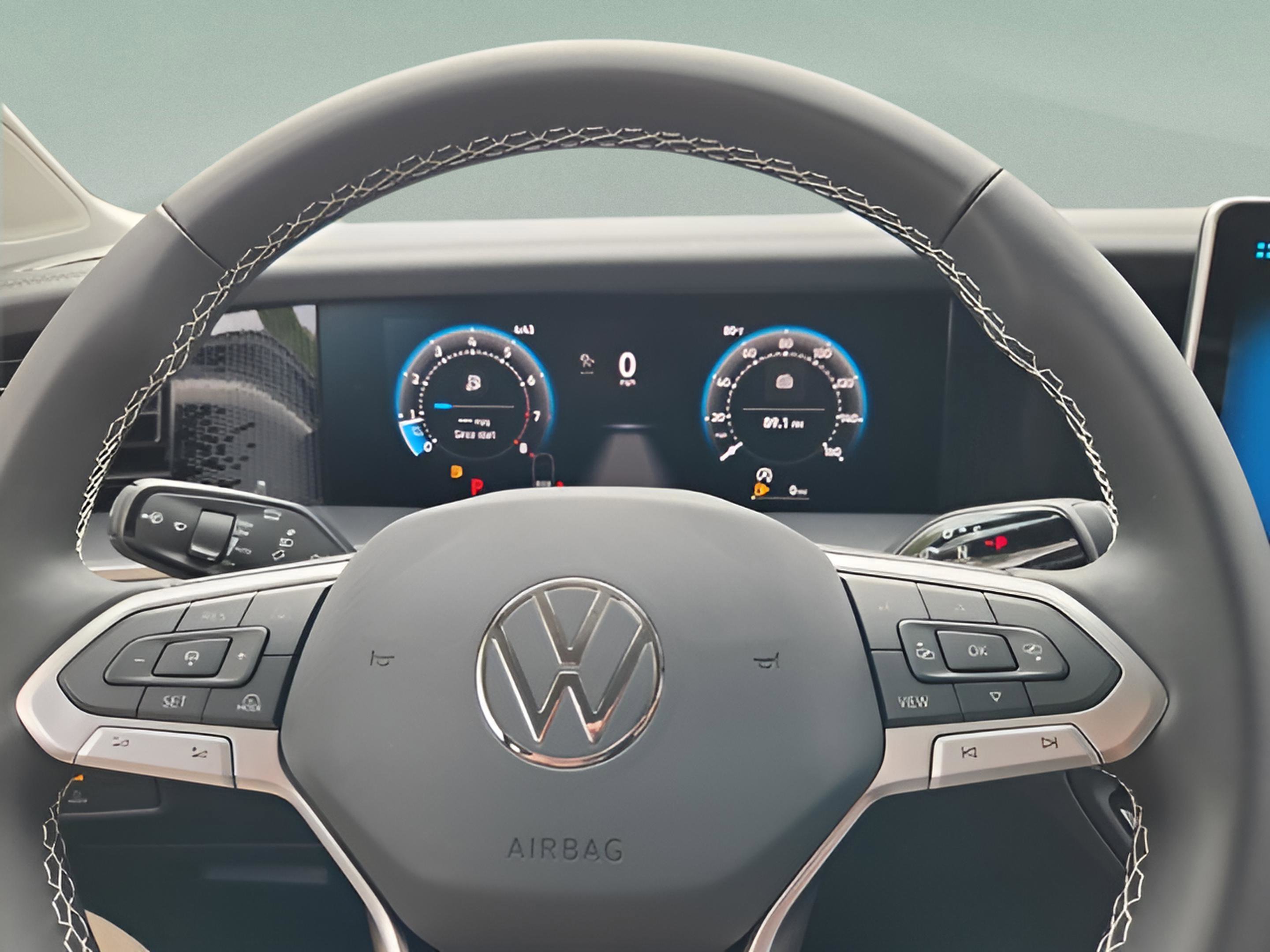 New 2025 Volkswagen Tiguan S image 17