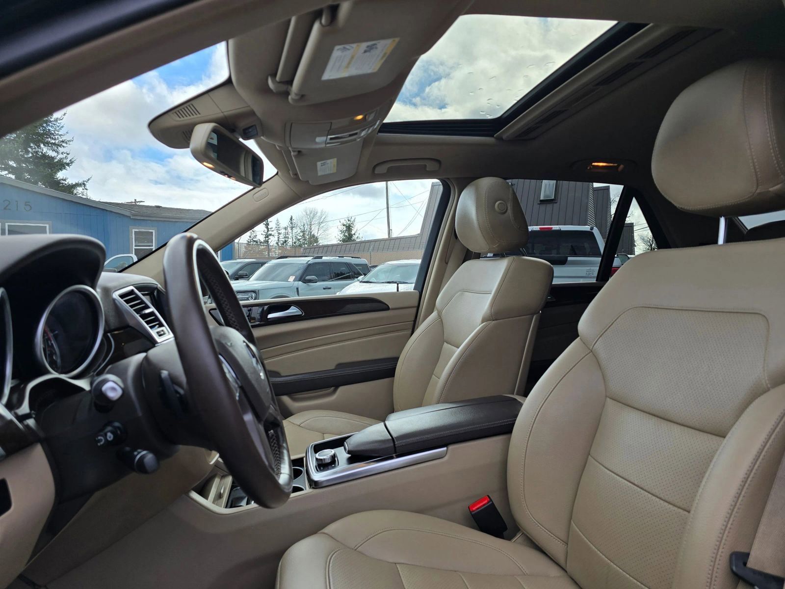 Used 2015 Mercedes-Benz ML 350 4MATIC image 20