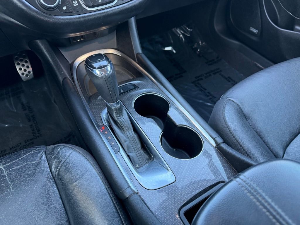 Used 2016 Chevrolet Malibu LT w/ Leather Package image 16