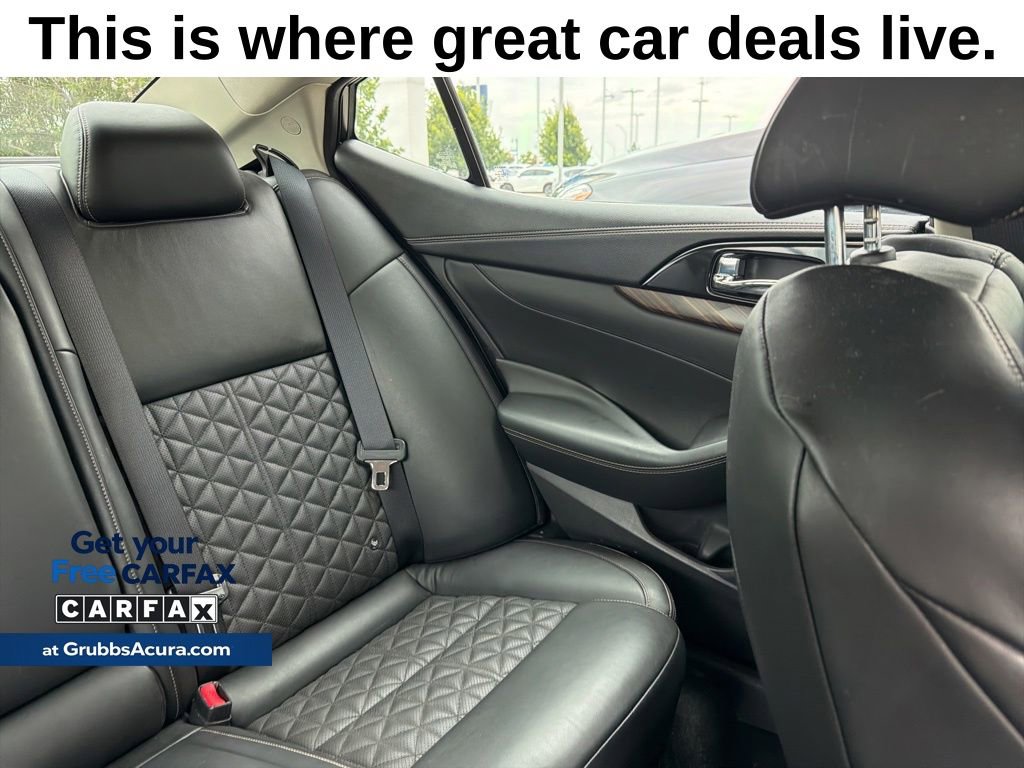 Used 2017 Nissan Maxima Platinum FWD image 4