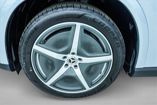 New 2027 Mercedes-Benz EQE 320 4MATIC SUV image 9